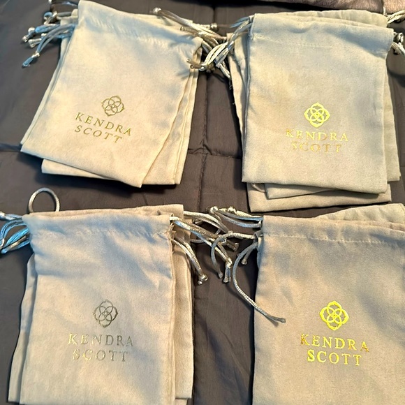 20 Kendra Scott jewelry bags. Will separate if you just need a few. - Picture 1 of 3